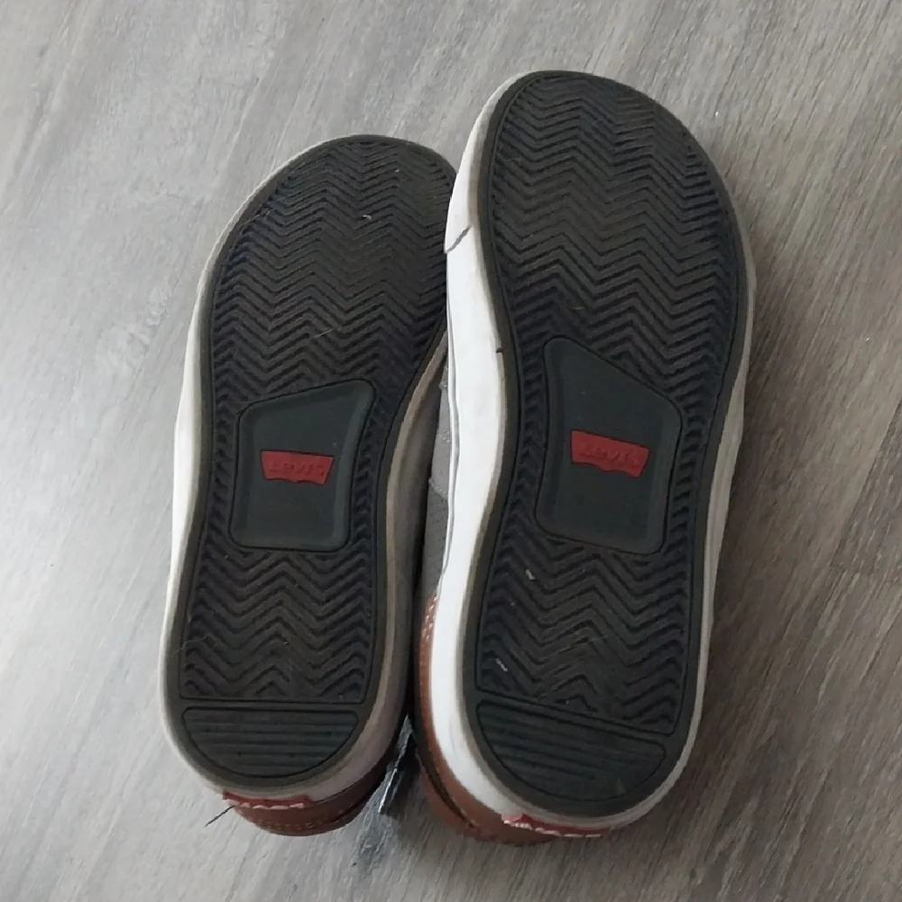 Levi's Men's Gray and Brown Casual Sneakers